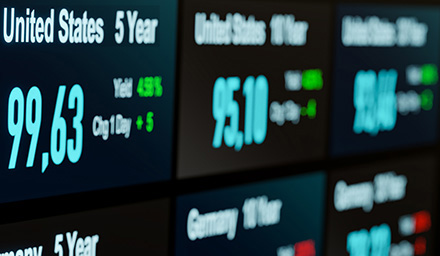 Germany and United States government bonds, yield and price information. Bond market trading, interest rates, treasury bonds, investment.